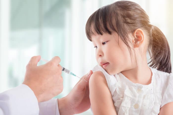 vaksinasjon og immunisering og vaksinering