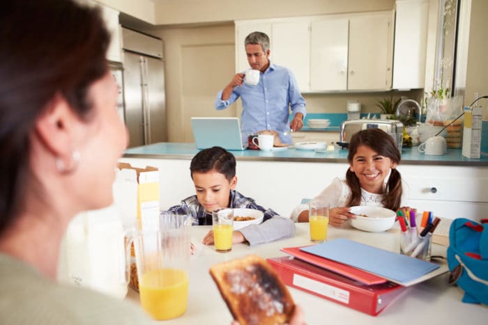 Frokost forbedrer barns intelligens mens i skolen