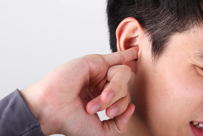 hvordan å rengjøre ørene
