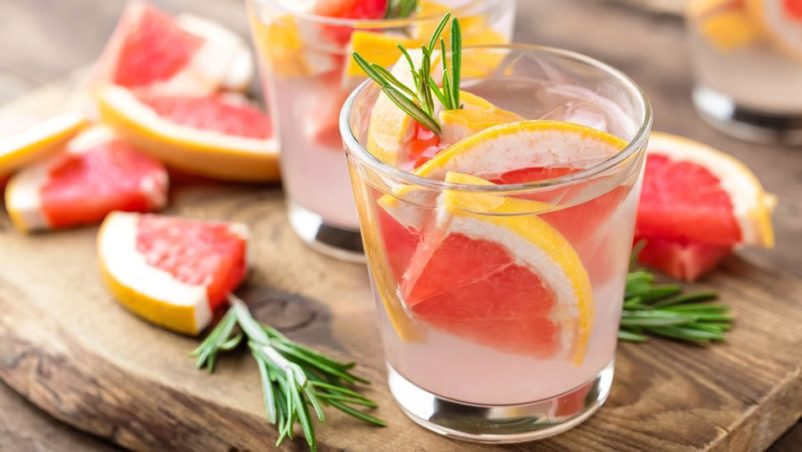 grapefruktinfisert vann
