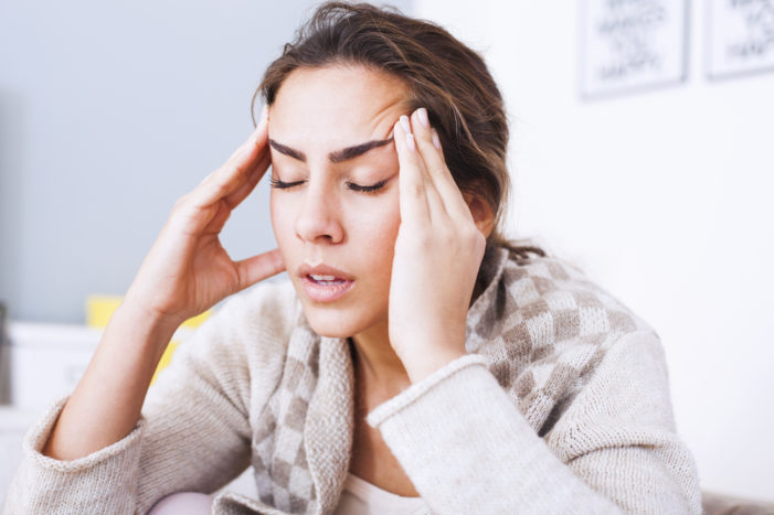 hodepine hver dag hva er årsaken?